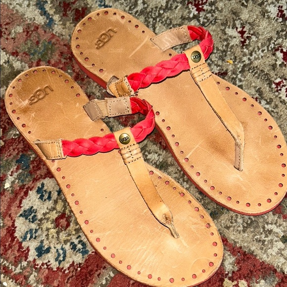 UGG Tan and Red T-Strap Sandals - Picture 2 of 9
